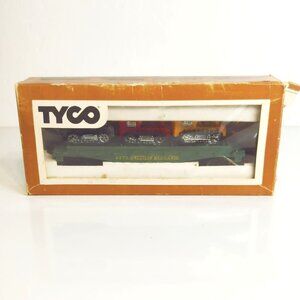 Tyco 351-A Skid Flat W/3 Tractors Western Maryland Model Train Car HO Scale